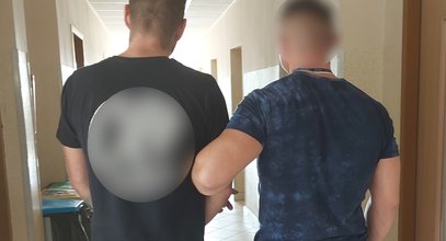 Tak potraktował swoją partnerkę i jej matkę. 10 poważnych zarzutów