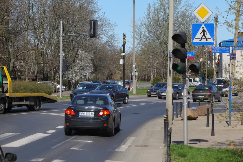 Strażnicy uruchomili w środę nowoczesny system kamer u zbiegu ulic Globusowej i Dźwigowej