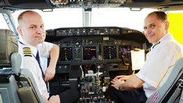Vészhelyzet - nyilvánosságra kerülhettek egy légitársaság pilótafülkéjének ajtókódjai
