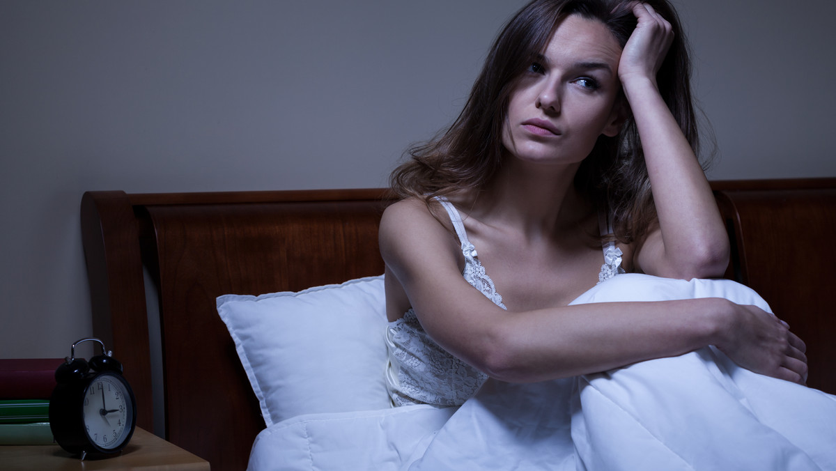 Jak szybciej zasnąć? Sposoby i akcesoria na szybkie zasypianie