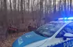 Ucieczka przed policją. Dachowanie w lesie