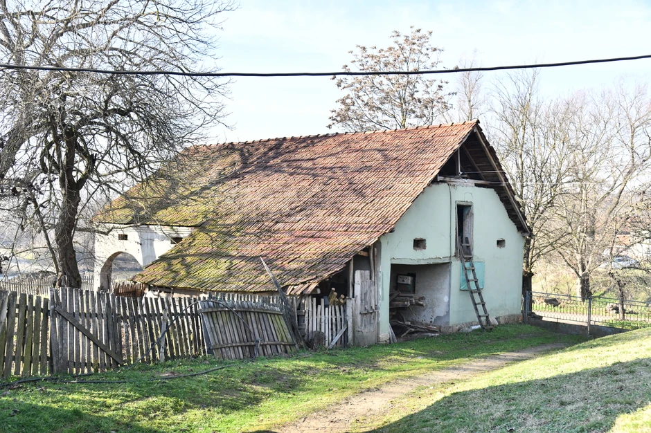 Ovde je snimana serija "Selo gori,a baba se češlja"