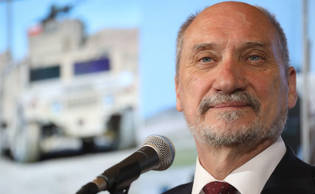 Macierewicz: Polska i USA stworzą plan rozwoju obrony przeciwrakietowej i rakietowej