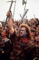 A rettenthetetlen 1995-ban zsebelte be az Oscar-díjat, és teljességgel megértjük, miért. A film a 13. század végén játszódik, és William Wallace skót forradalmár életét és halálát meséli el. Szívszorító, húsba vájó alkotás, amihez kötélidegek és érzelmi stabilitás szükséges, de ez egy olyan alapmű, amit akkor is meg kell nézni, ha fáj.