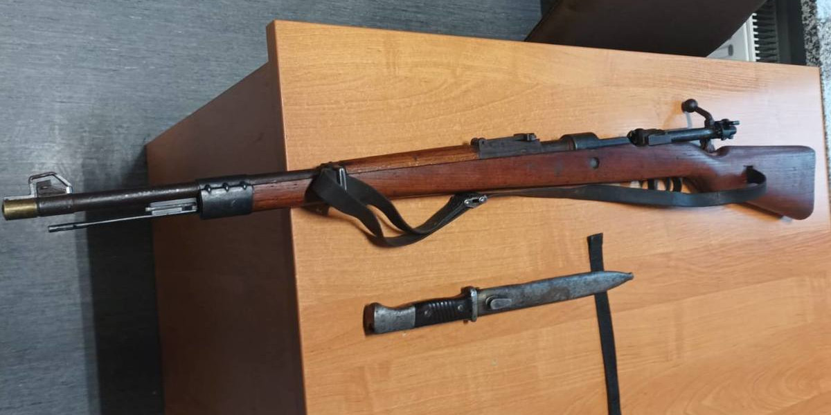 Nielegalna sprzedaż broni w Brzegu. 38-latek zatrzymany.
