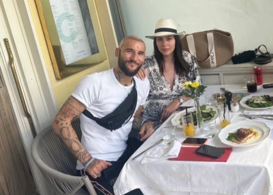 Nemanja Gudelj posle transplatacije kose sa Anastasijom Ražnatović