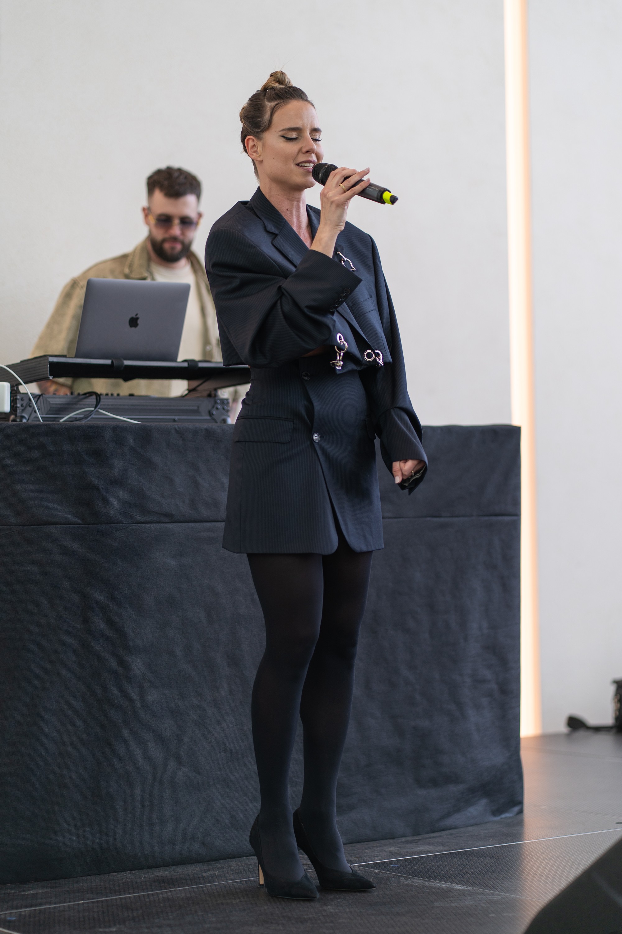 Krst EP Nely Pociskovej a rapera Majselfa - Nela Pocisková.