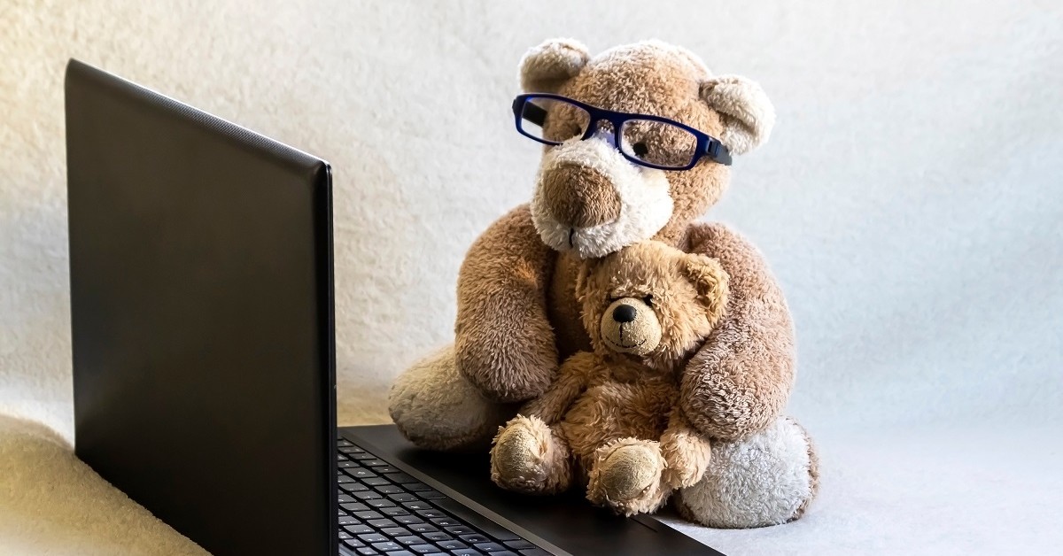 Dzień Bezpiecznego Internetu: jak skutecznie chronić dzieci i młodzież w sieci