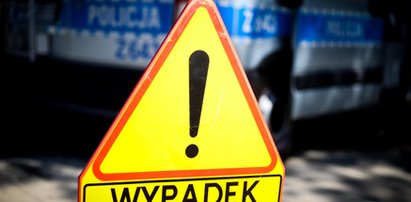 Horror na A4! Samochód stanął w płomieniach. Zginęły dwie osoby