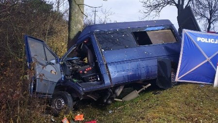 Wypadek busa w Chańczy. Nie żyją dwie osoby