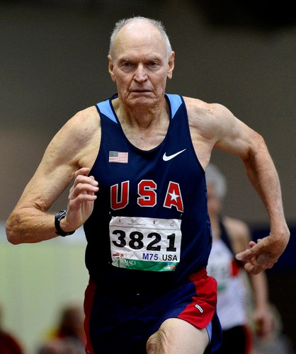 Starzy, ale jarzy. Mistrzowie z siwym włosem. Im krzepy nie brakuje