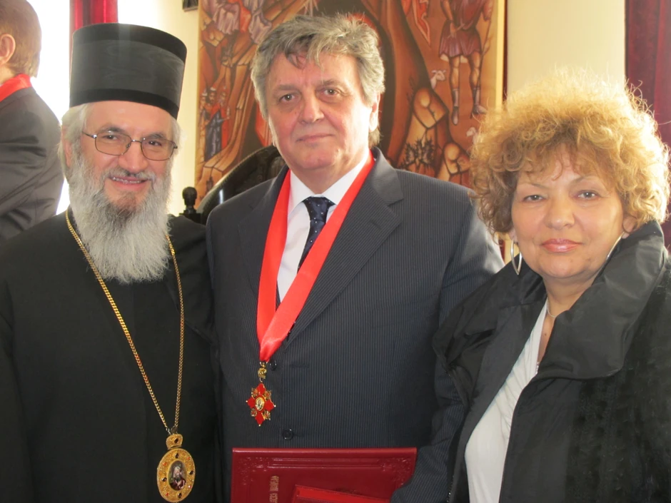 Vladika Jovan, Milena i Radoš na dodeli Ordena Svetog Save