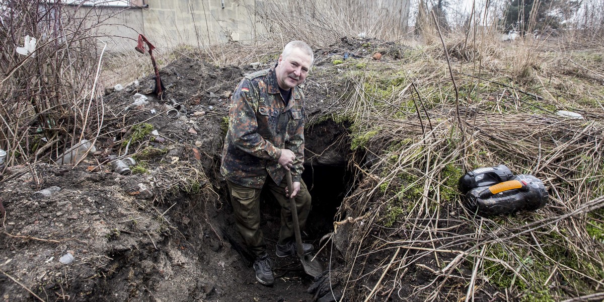 Roman Kiera (59 l.), z kolegą odkrył schron