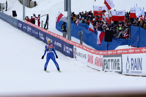 Aleksander Zniszczoł podczas konkursu indywidualnego Pucharu Świata w skokach narciarskich w amerykańskim Lake Placid