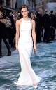 Emma Watson gyönyörű Ralph Lauren estélyiben a Noé londoni premierjén 2014-ben