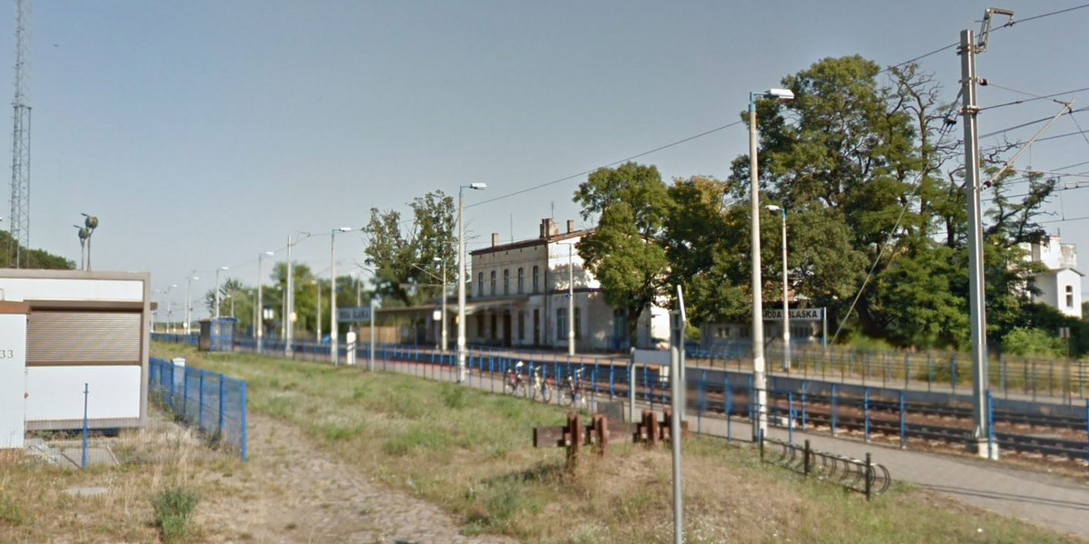 Pociąg TLK ominął stację w Środzie Śląskiej.