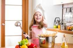 Edukacja kulinarna z angielskim - modne zajęcia dodatkowe dla dzieciaków