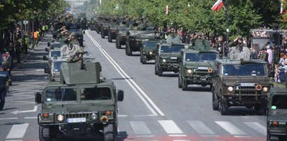 Znęcali się nad nim w wojsku. Po latach dostanie fortunę