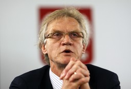 Wiceszef podkomisji smoleńskiej: Drzwi tupolewa wyrwała fala uderzeniowa