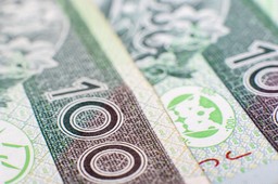 Rząd chce rozszerzyć możliwość wsparcia z tarcz finansowych o nowe branże