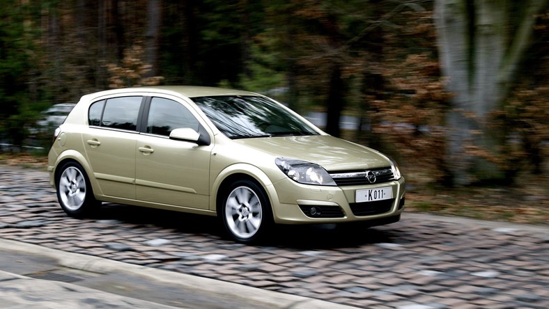Opel Astra Iii Lepszy Benzyniak 1 6 Czy Diesel 1 7