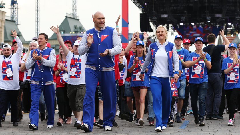 Nikołaj Wałujew należy do proputinowskiej partii Jedna Rosja