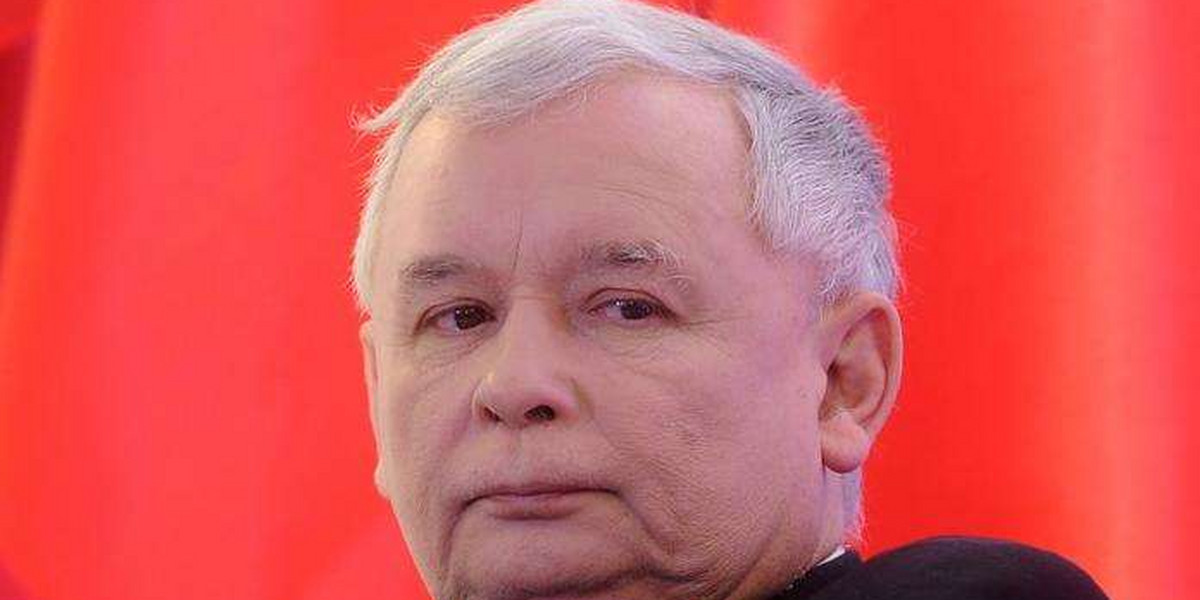 Kaczyński oburzony: Oszczędzanie na chorych to skandal!