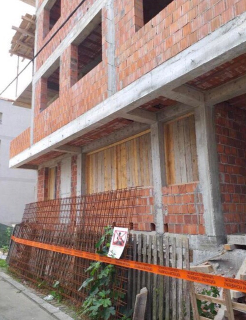 Ugao Podujevske i Onisima Popovića