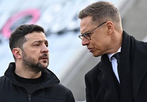 Vladimir Zelenski, ukrajinski predsednik sa finskim kolegom Aleksandrom Stubom | Foto: Getty Images