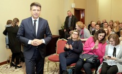 Petru ma receptę na odwołanie rządu PiS. "Opozycja musi skoordynować swoje działania"
