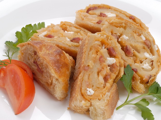 Savijača od kiselog kupusa