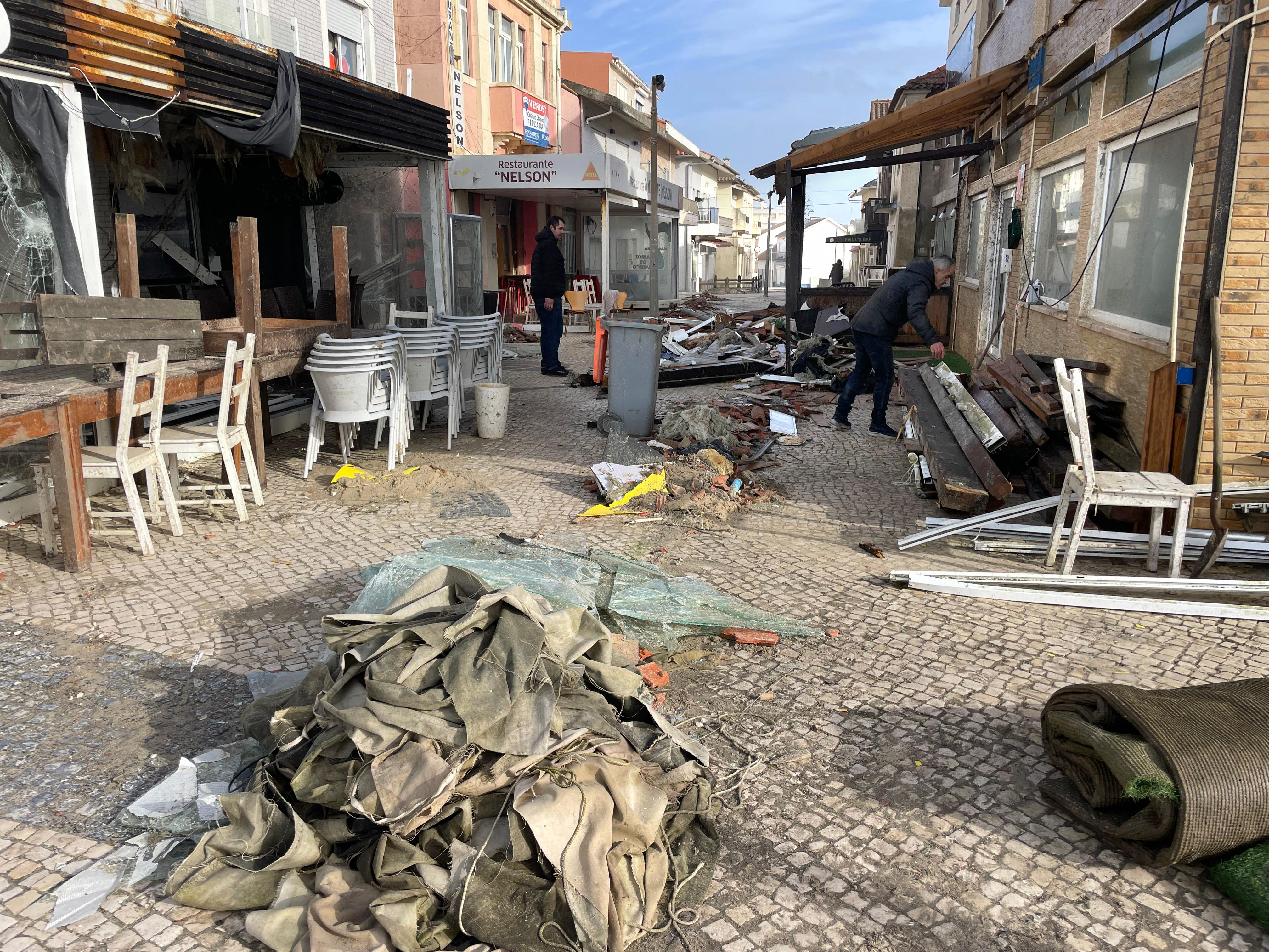 Tempęte Kristin : sept morts au Portugal, nouvelles intempéries attendues