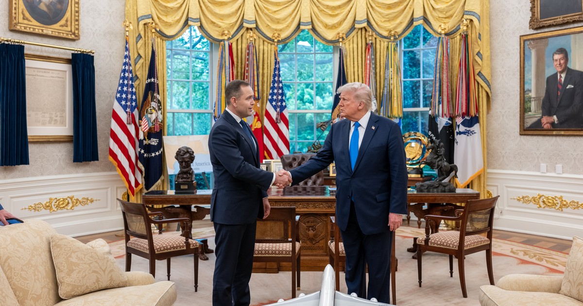 Nawrocki w rozmowie z Trumpem przyjmie narrację rządu? "Element dyplomatycznej gry"