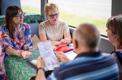 Silverbus kursuje po Wrocławiu. By seniorom żyło się lepiej