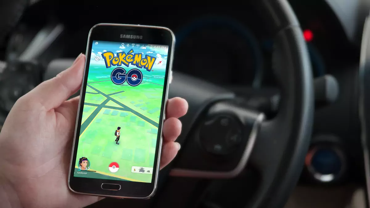 Pokemon Go za kierownicą