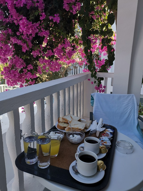Śniadanie, Lefkothea, hotel w Kamari,, sfotografowane przez Roberta