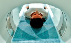 Rezonans magnetyczny - na czym polega to badanie?