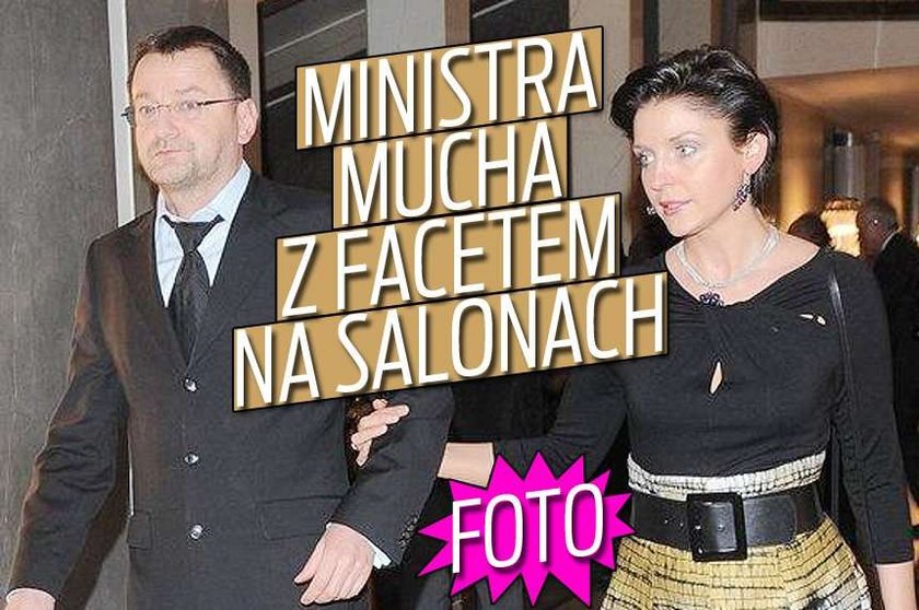 Ministra Mucha z facetem na salonach. FOTO