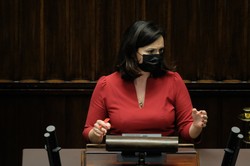 Gasiuk-Pihowicz: Kaczyński, Morawiecki i Ziobro powinni zapłacić za to z własnej kieszeni