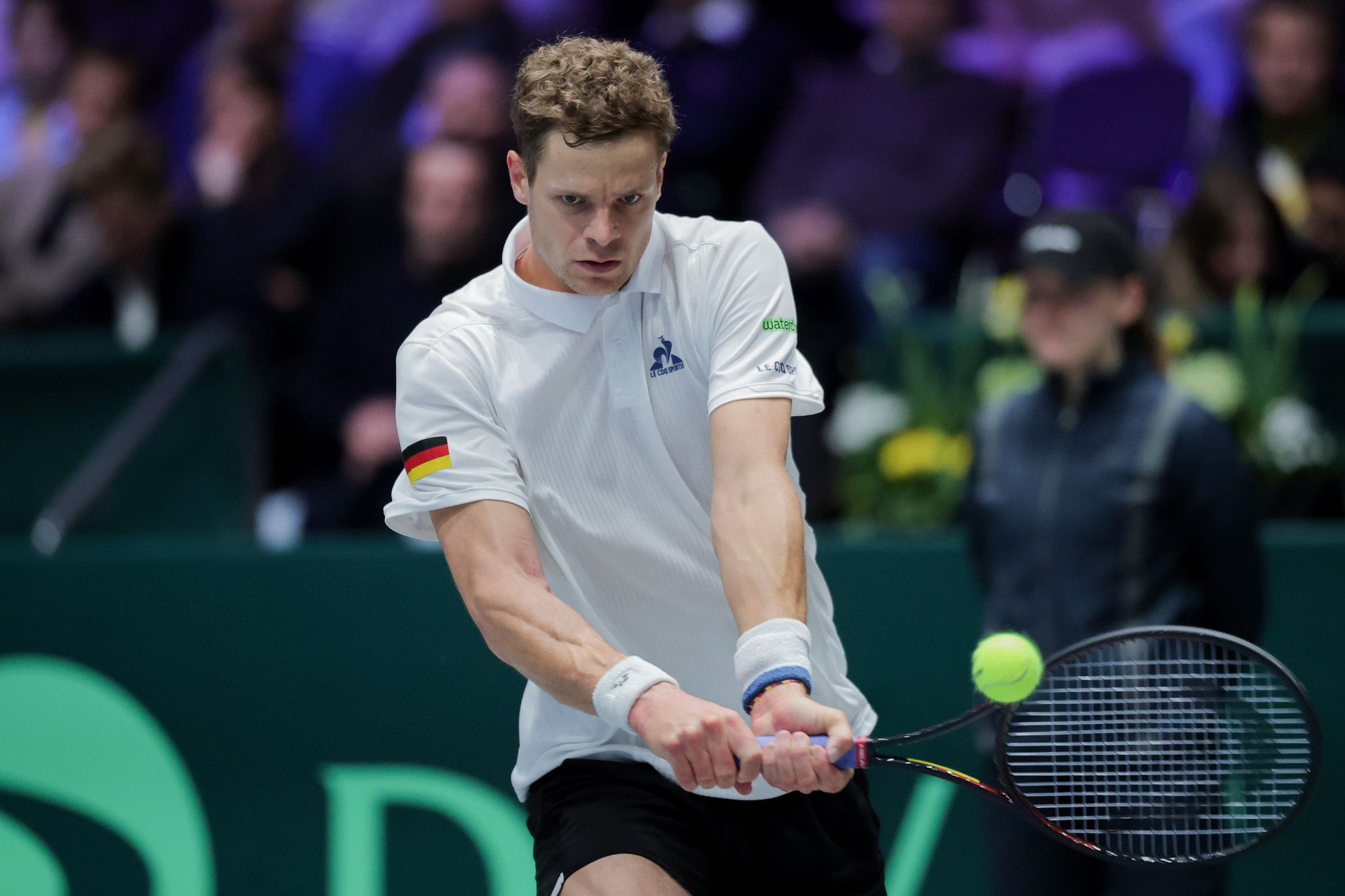 6:4, 6:4 gegen Peru - Hanfmann bringt Deutschland im Davis Cup auf Kurs