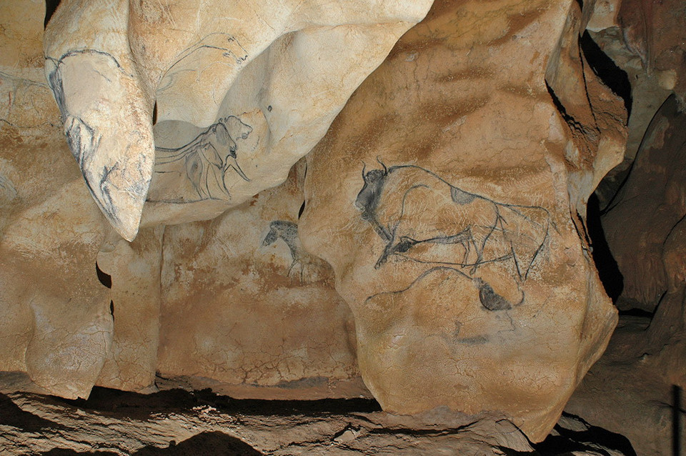 Prawdziwa jaskinia Chauveta w Vallon-Pont d'Arc