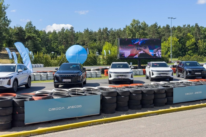 Omoda 9 Super Hybrid