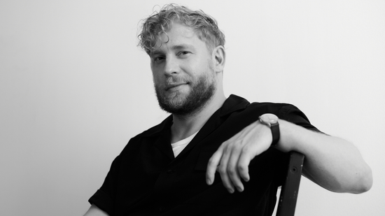 Szexuális tabukat dönget, de traumaoldó regényként is megállja a helyét Horváth András Dezső első könyve