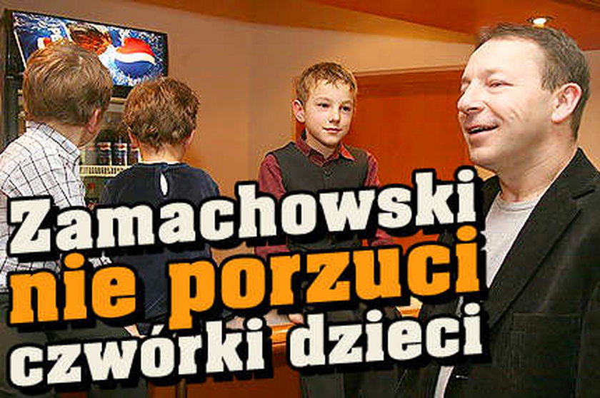 Zamachowski nie porzuci czwórki dzieci