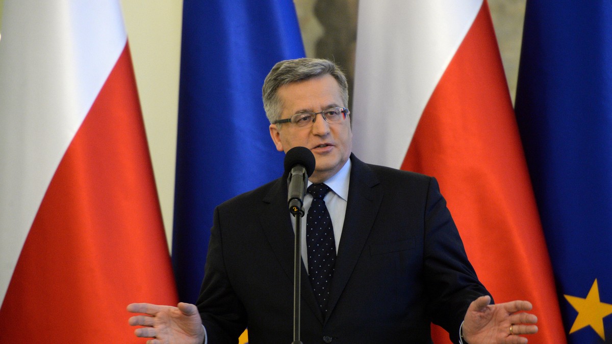 Prezydent Bronisław Komorowski uważa, że konieczne jest kontynuowanie prac nad zmianami w systemie emerytalnym. Zwraca uwagę, że III filar emerytalny rozwija się wolno i warto zastanowić się, jak sprawić, by był atrakcyjniejszy i dostępny dla osób o niższych dochodach.