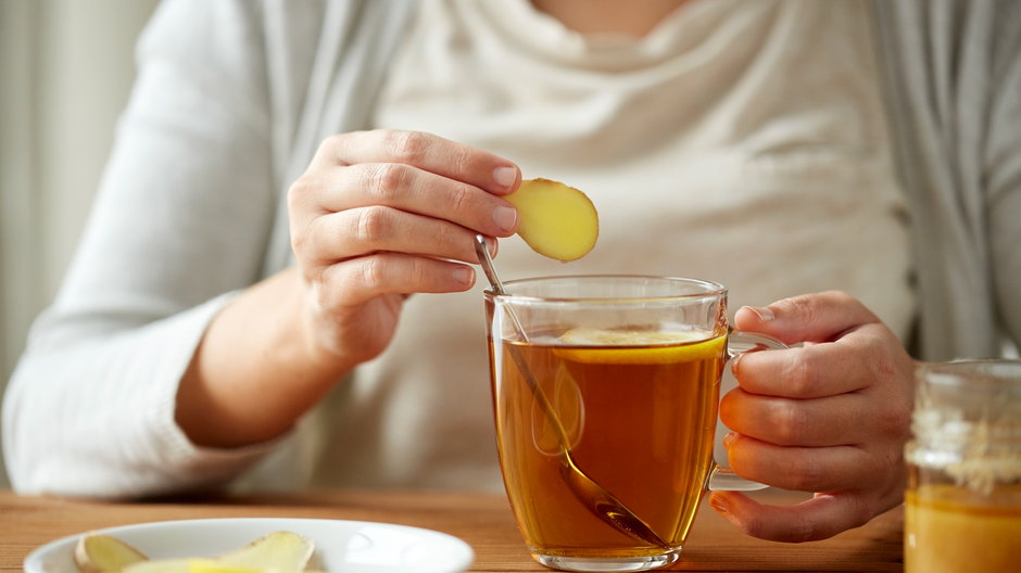 Herbata z imbirem działa lepiej niż apiryna