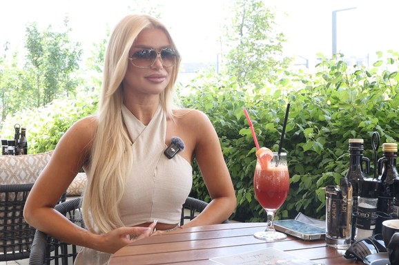 "NISAM U KONTAKTU SA KSENIJOM KNEŽEVIĆ" Ivana Boom Nikolić o momcima koje je krila i novcu: "Imam kovertu za lep život" (VIDEO)