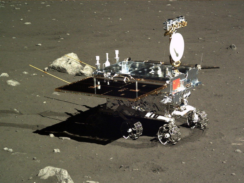 Chińska sonda Chang'e 4 wylądowała na ciemnej stronie Księżyca