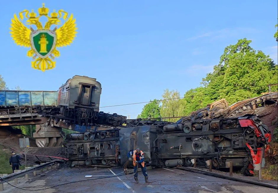 Srušili se mostovi u Rusiji