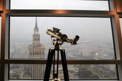 Mieszkanie jak taras widokowy. Widok z warszawskiego "Żagla"